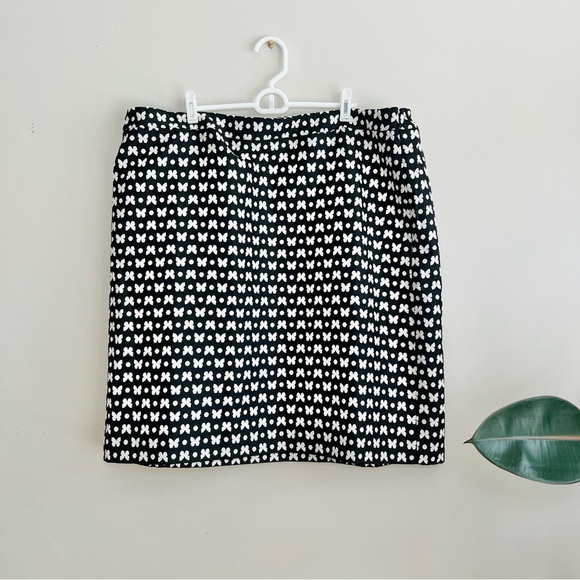 Talbots Jacquard metallic butterfly skirt - Picture 4 of 8